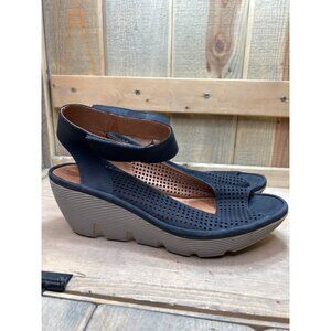Clarks Womens Perforated Leather Wedge Sandals Size 11 Blue